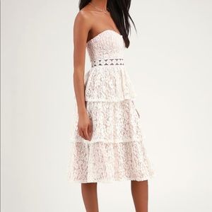 ✨ Lulu’s White lace dress ✨